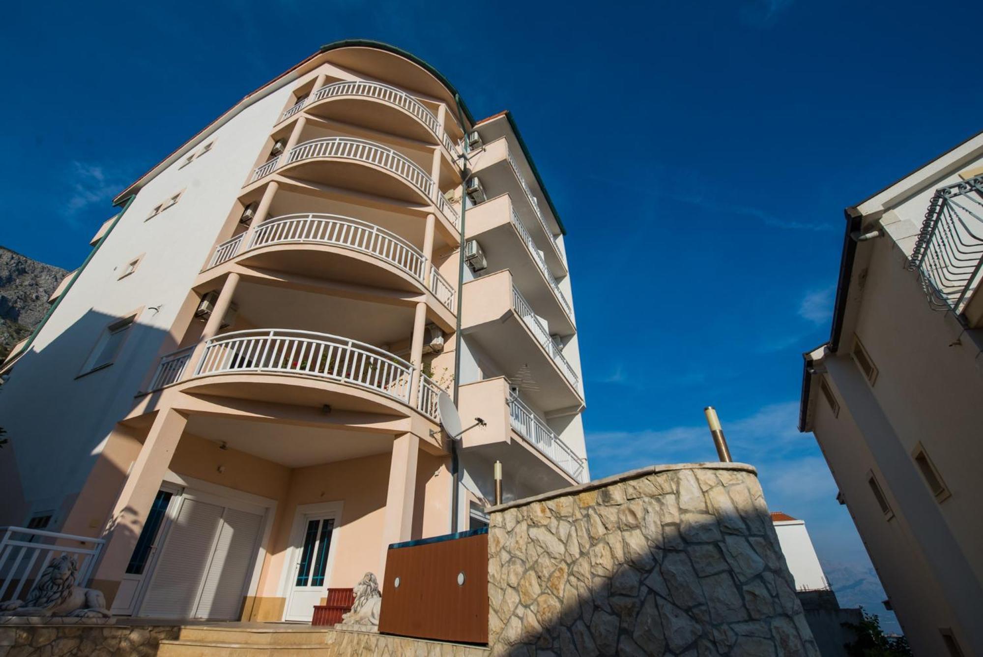 Bed And Breakfast Pero 3 Min Walk To The Beach Lokva Rogoznica Exterior foto
